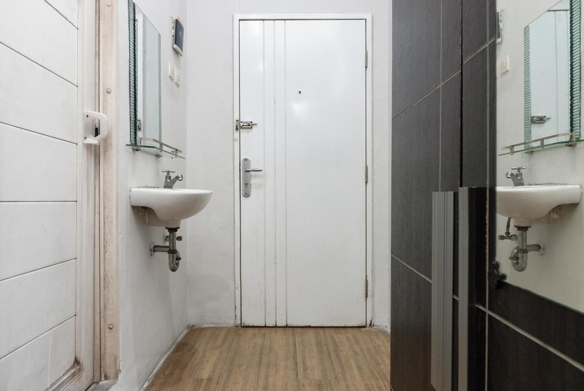 Reddoorz Near Mandaya Royal Hospital Puri 호텔 탕그랑 외부 사진